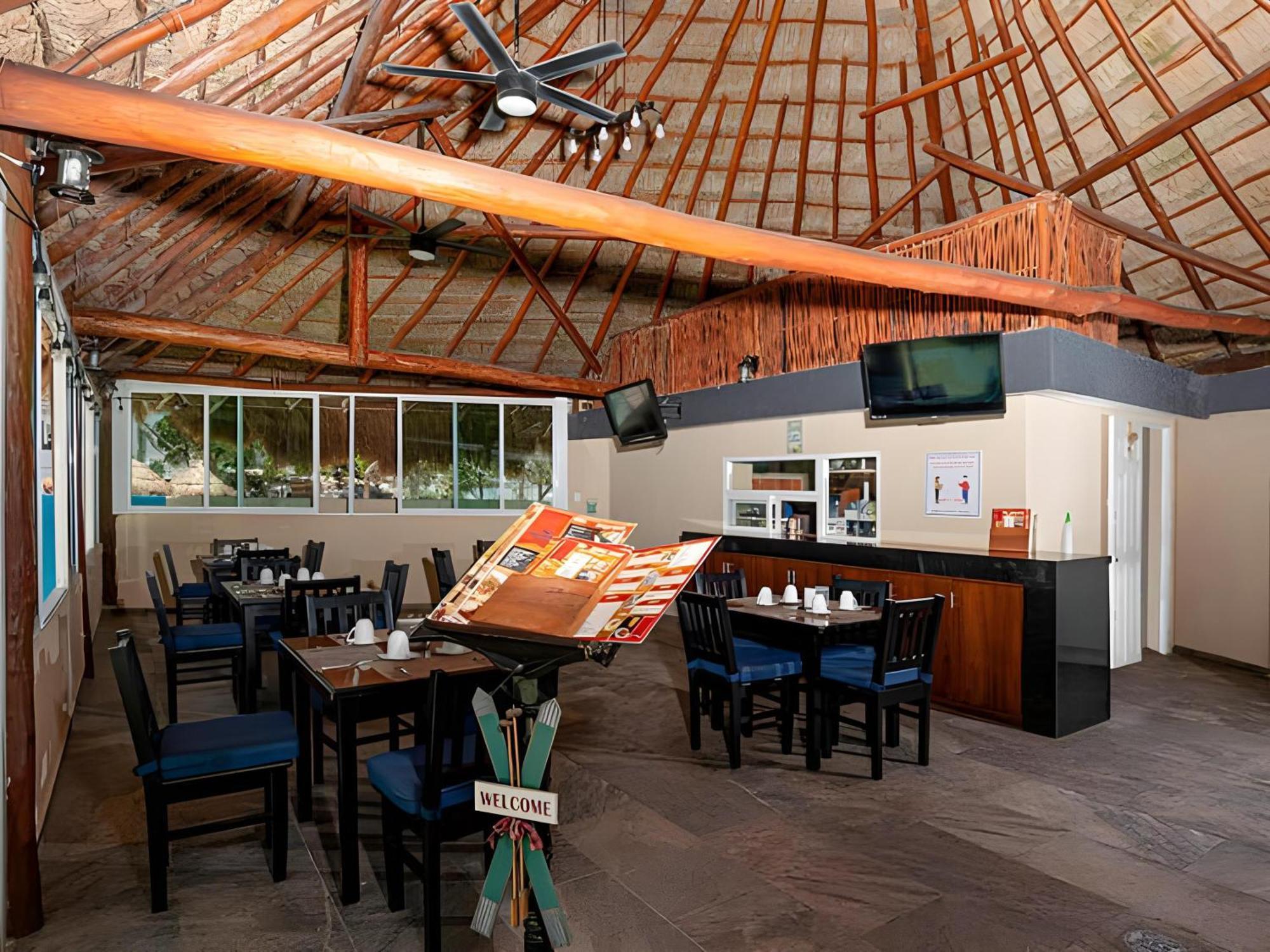 Paradise Beachfront & Nightlife Heart Cancun Ngoại thất bức ảnh